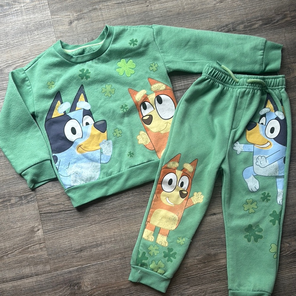 Kids Green Character Sweatshirt and Pants Set